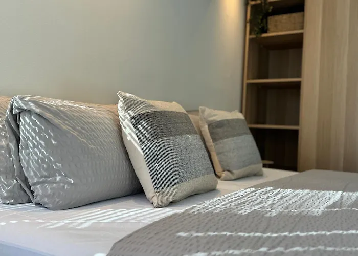 Danubio Estudios 107 *