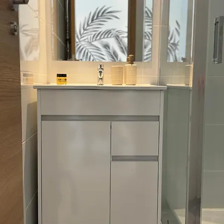 Apartman Danubio Estudios 107 *